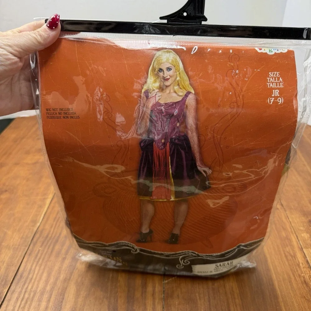 Hocus Pocus Sarah Sanderson Costume JUNIOR Size 7-9 Halloween Cosplay - Picture 11 of 14